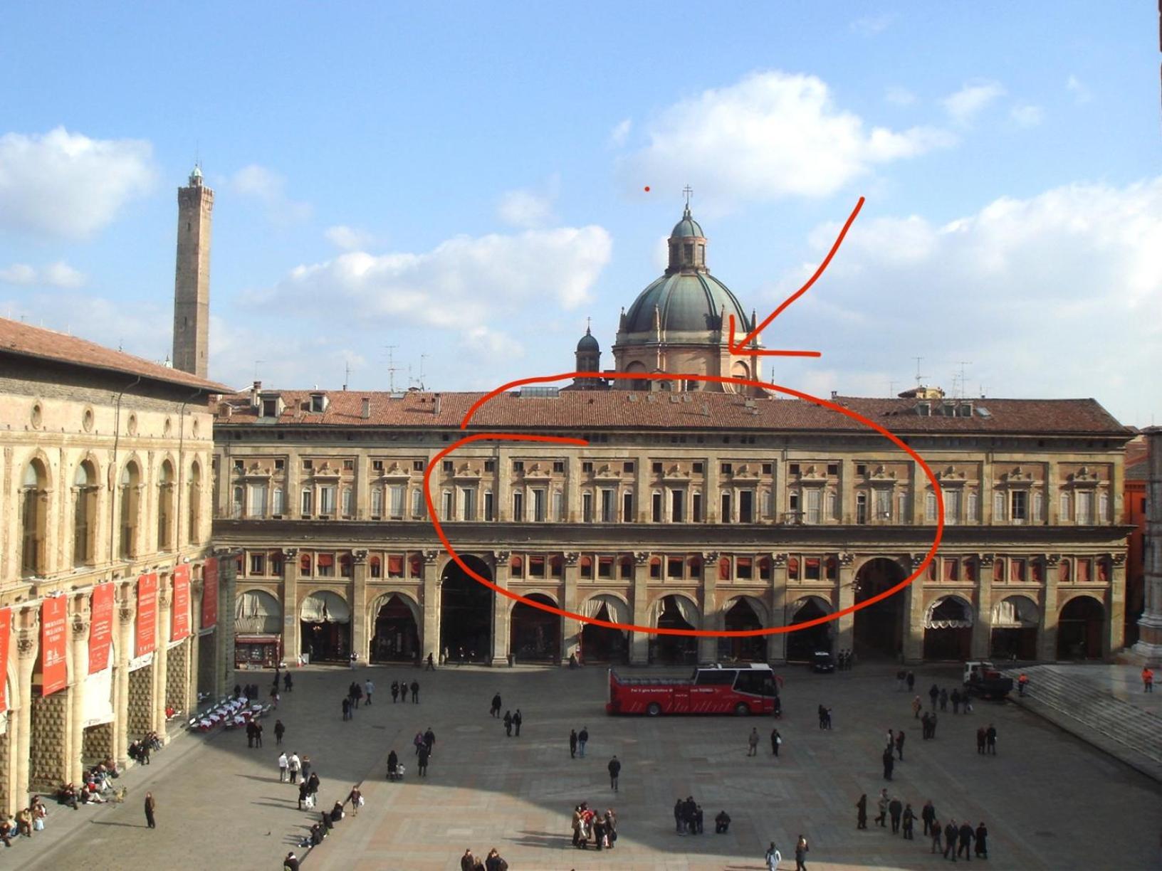 Urbanicooh Garisenda - Piazza Maggiore View Bolonia Exterior foto